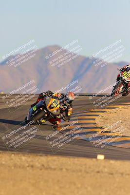 media/Dec-16-2023-CVMA (Sat) [[bb38a358a2]]/Race 13 Amateur Supersport Middleweight/